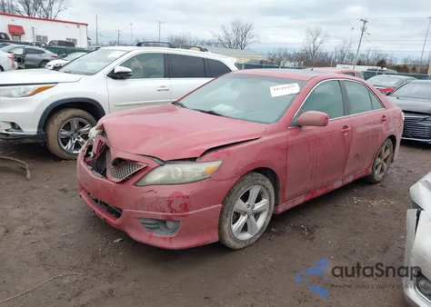 2011 Toyota Camry Se z USA, uszkodzony, nr VIN 4T1BF3EK3BU733024
